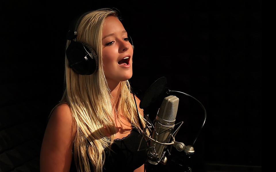 Lexi Conrad is a pop singer trained by vocal coach Thomas Appell at Appell Voice Studio in Orange County, CA.