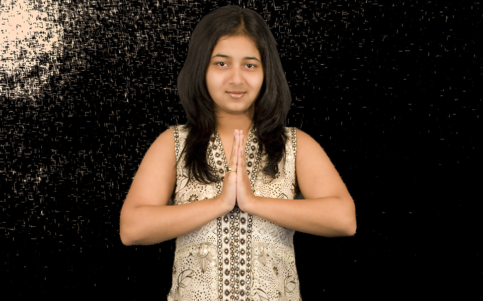 Pawni Pande - Indian Pop Singer Trained by Vocal Coach Thomas Appell at APPELL VOICE STUDIO in Orange County, CA